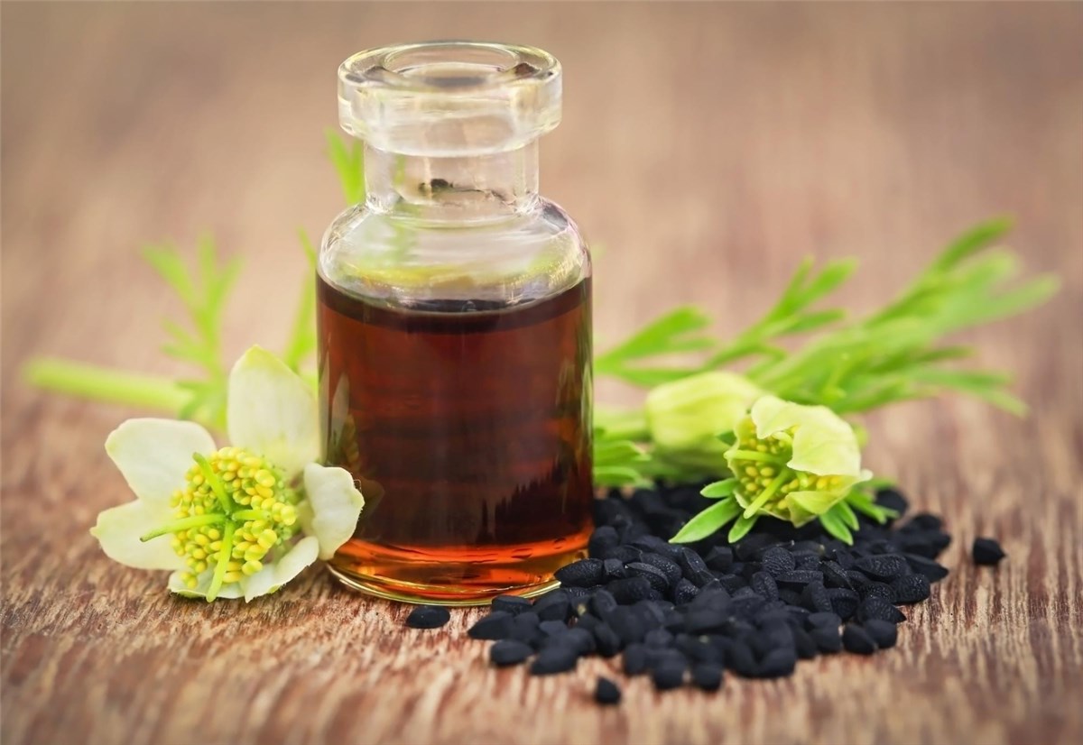 Olej z czarnuszki - właściwości i zastosowanie w kosmetyce